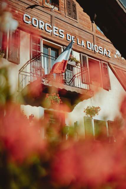 Auberge des Gorges à Servoz · Hôtel 3 étoiles et Restaurant Bistronomique